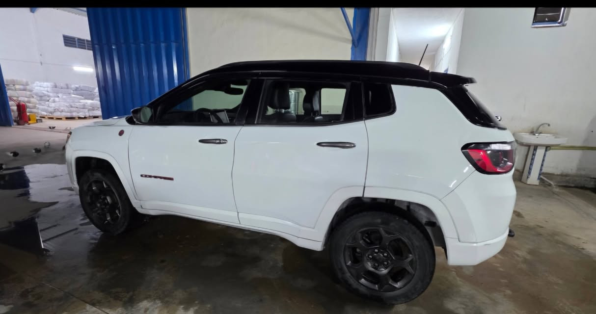 السلام عليكم 
جيب كومبارس وارد امريكي موديل ٢٠٢٣ ترايل هوك 4×4 فول عده الفتحه رقم اربيل تريد تحويل تريد وكاله حادثه جاملغ خلفي وجنطه وجاملغ امامي بدون تبديل محرك ٢٠٠٠ توربو ماشيه ٣٣ الف ميل بطاريات واطارات جدد
مواصفات...
شاشه كبيره
كامره دواره
بصمه ابواب
تثبيت مسار
تشغيل بصمه
فول تحكم ستيرن
تشغيل عن بعد
هند بريك بصمه
تبريد قطعتين
تبريد مناخين
رادار امامي
تدفئه ستيرن
كشنات جلد
كشنات تدفئه
كشن كهرباء
دفع رباعي
٣ وضعيات قياده
نقطه عمياء
اشاير مري
وبعد بيه مواصفات
السعر 142 ورقه وبيه مجال اي استفسار ***********
