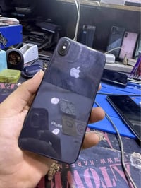 ايفون XS ماكس • ٢٥٦ • شاشة مستبدلة