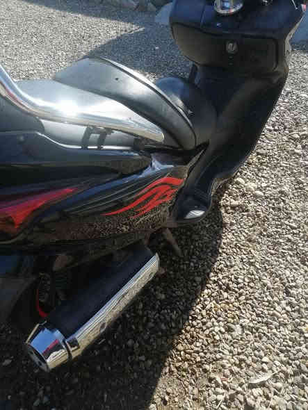 سلام عليكم ورحمة الله وبركاته
دراجه فورزا 08 للبيع المكان تاجي رقم الهاتف0750 606 2263
مراوس بصفر 10 عادي
