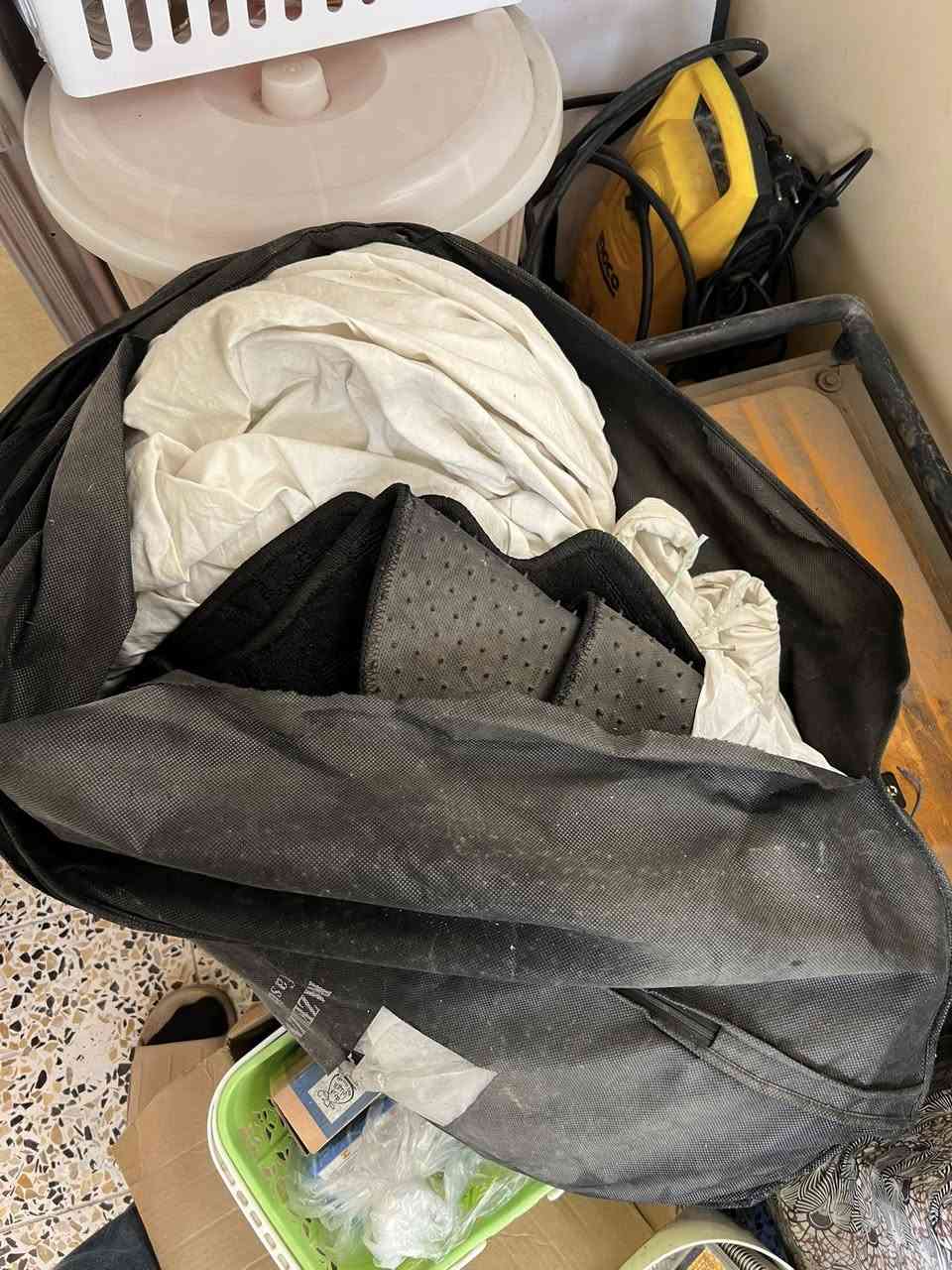 للبيع جادر سيارة صالون كورلا مع ارضيات بلادية مال كورلا اسود وياها سيت ارضيات رصاصي هونداي


**إذا كنت صاحب هذا الإعلان وتريد حذفه لأي سبب، رجاءا أرسل رسالة إلى الدعم الفني**