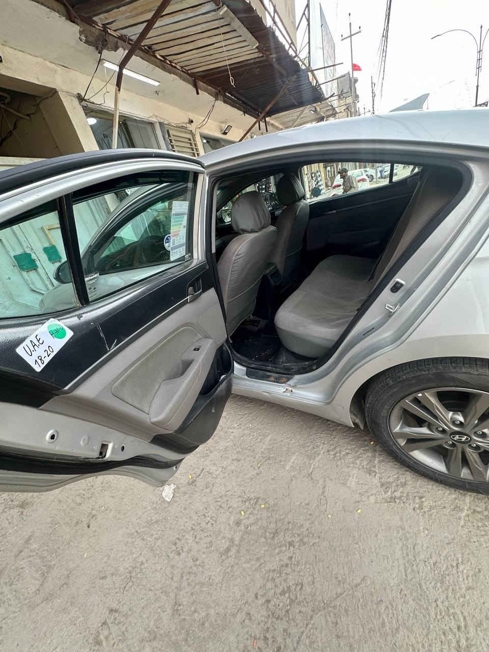 ألنترا موديل 2018 حادث 3 قطع أمريكي بأسمي السعر 120 وبيها مجال حگ الجيه،كربلاء التواصل ***********
