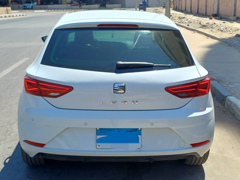 سيات ليون موديل 2020 أعلى فئة بيتس 

عداد : 240,000km

فبريكا بالكامل بدون أي خدوش 

مرور القاهره المعاينه مدينه نصر 

للتواصل : 01050298882 الاسكندرية, مصر


**إذا كنت صاحب هذا الإعلان وتريد حذفه لأي سبب، رجاءا أرسل رسالة إلى الدعم الفني**