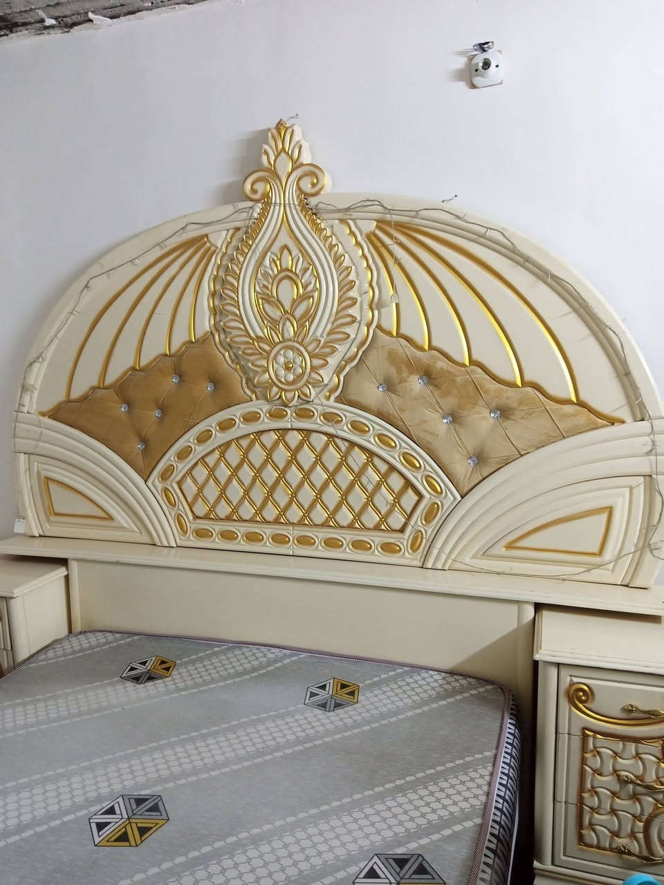 للبييع خشب عراقي اتصال على هذا رقم***********
