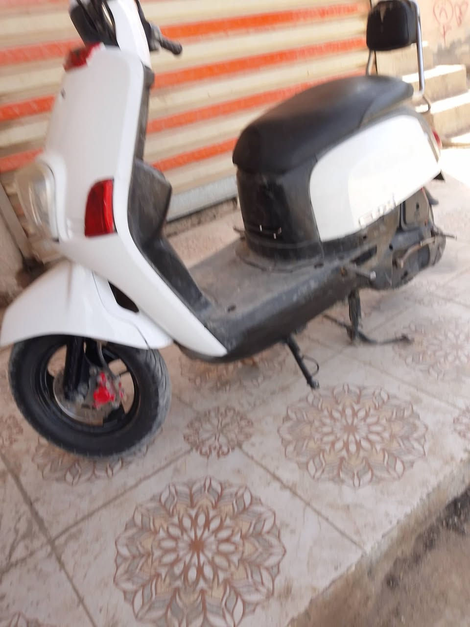 دراجة بوليس مكينة 49 دراجة خير من الله عنوان كوت شارع لنفط ***********
