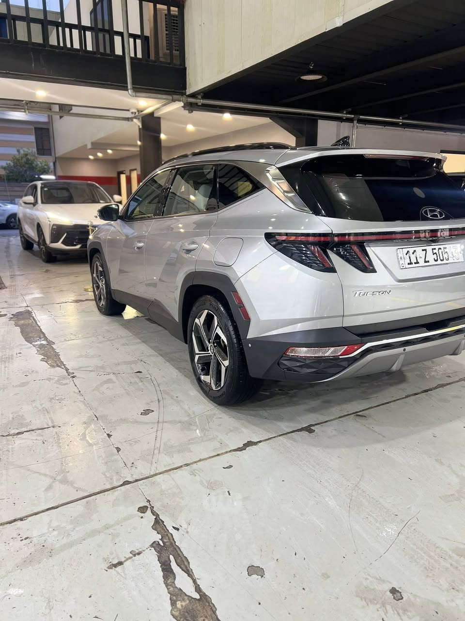 Hyundai Tucson for sale

موديل2024

بانزين

 لمتد vip فول الفول أمريكي

لون السيارة سلفر فضي 

دخول جديد مرقمة بغداد 

المواصفات LIMITED VIP

1- بصمة تشغيل 

2- بصمة أبواب لمس دخول ذكي 

3- بنوراما على طول السيارة 

4- صندوق كهرباء شفط 

5- كامرات 360 درجة 

( جانبية - أمامية - خلفية ) 

6- كامرات مع الأشارة 

7- السيارة تتقدم وترجع بالبصمة 

8- تبريد تدفئة كشنات أمامية 

9-داخل و كشنات جلد لون أسود ملكي 

10- كشنات كهرباء 

11- أضواء محيطية  

12- كشنات خلفية هيتر 

13- مرايات تعتيم ذاتي 

14- أبل كار بلي 

15- أندرويد أوتو 

16- شاشة دجيتل 3 أشكال للقيادة 

17- أشاير ترحيب 

18- أضواء أمامية LED زنون 

19- أضواء خلفية LED

20- هوك خلفي 

21- فول أوامر صوتية 

22- جامات أوتو 

23- قطعتين تبريد 

24- أشارات بالمري

25- گير دگم 

26- شفتات ستيرن 

27- تحكمات ستيرن 

28- تدفئة ستيرن

29- محرك 2500المرغوب 

30- هاند بريك بصمة 

31- شحن واير ليس 

32- منافذ شحن 

33- أوتو هولد 

34- تشغيل عن بعد 

35- السيارة أوتو بارك 

36- حساسات  أمامية 

37- حساسات خلفية 

38- گير AT المرغوب 

39- رادار أمامي رادار خلفي رادار جانبي 

40- نقطة عمياء 

وبعد بيها هوآآي مواصفات 

ممشى السيارة (38الف كيلو) 

السيارة بدون قطرت صبغ بيها بارد موضح بالصور ملاحضه السياره بتقرير مكتوب بيها مي بس السياره ولا قطره مي طابلها الباتري بعده مالتها  وتديها تفحص وين ميعجبك اي قطعه كهربائيه ممبدله بيها 

مكان السيارة بغداد حي العامل 

السعر215$$وبيها مجال 

رقم الهاتف***********
