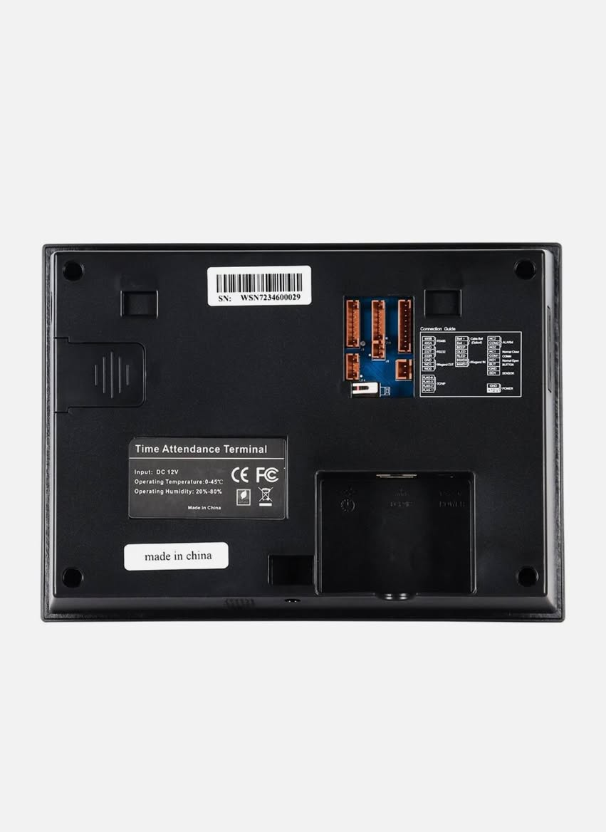 جهاز بصمة يأخذ حتى سيم كارت قطعة جديدة وراقية
@إشارة


**إذا كنت صاحب هذا الإعلان وتريد حذفه لأي سبب، رجاءا أرسل رسالة إلى الدعم الفني**