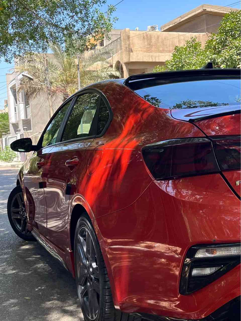 🚘 للبيع كيا فورتي GT LINE
 • الموديل:2021
 • اللون: __________ مشمشي 🍑
 • العداد: __________ 78 
 • وارد: __________امريكيه  
 • المحرك: __________2000
 • القير: أوتوماتيك
 • الدفع: رباعي / ثنائي
 • المواصفات: شاشة، جلد، فتحة سقف، بصمة، 
 • الحالة: شرط الفحص (مكينة، كير، شاصي)
 • الصبغ: __________ بنيد فقط 
 • الملاحظات: __________السيارة من كلشي جديدة  وبدون نقص 
 • السعر: __________ دولار / 139$ مجال بسيط  وترهم مراوس 
 • الموقع: __________السيدية /بغداد 
 • للتواصل: _________*********** بغداد, العراق
