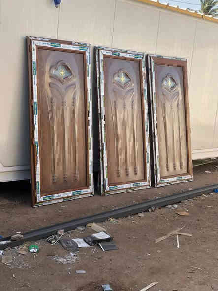 السلام عليكم احبائي معمل التركي PVCوالمنيوم اسعار تنافسية للابواب والشبابيك والقواطع تركي درجة اولى نصنع جميع القياسات  للاستفسار والطلب اتصل على***********
