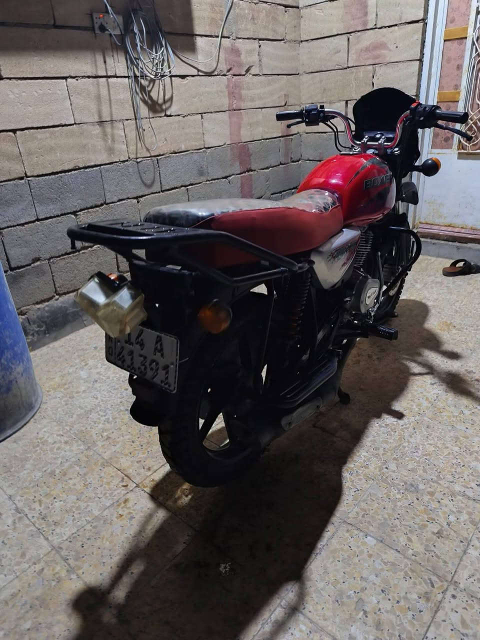 دراجه بوكسر البيع رقم السعر 1400وبيه مجال مراوس بستوته عادي المكان البصره ***********
