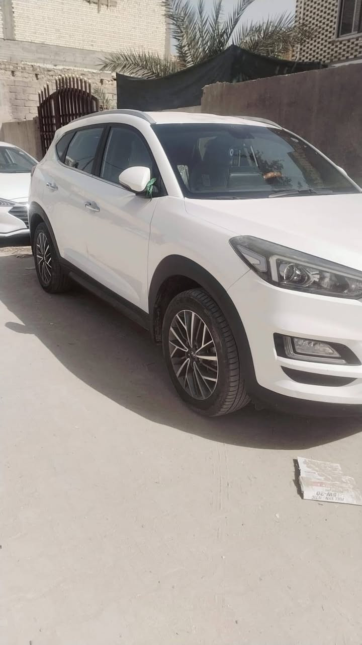 السلام عليكم سيارة نوع توكسان مديل 2019محرك2000 رقم اربيل انكليزي سيارة مكفوله عده البني رامة ماشية67 سيارة ما متعوبة هذا سوناره موجود وي صور السيارة تريد وكالة تريد مدور ثاني يوم اداورلك راعيه عربي السعر 207 وبيه مجال قليل المكان النجف حي الشرطة هذا رقم صاحب السيارة والشراي بيه خيل ويدلل *********** ملاحظة اني مكلف بالنشر خاربر راعيه
