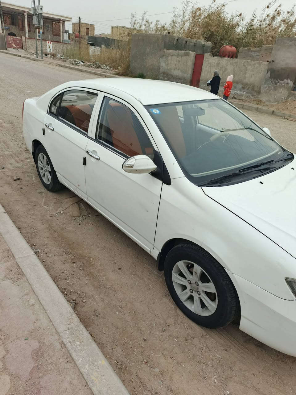 سلام عليكم سياره ليفان موديل 2011رقم جديد سنويه 31سعره 45بيه مجال رقم الهاتف ***********اني مكلف بل نشرر
