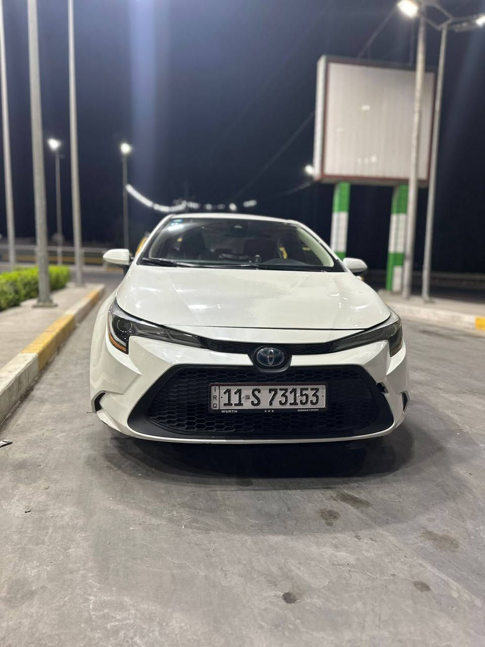 كورلا هايبرد 2020 السيارة ماشية 120كم
رادار 
تحكمات
داخل جلد
تخم تاير وسبير
السيارة خير من الله وجاهزة وصور الحادث بالمنشور 
بيها رصعات خفيفة كلش حالوب بالقمارة
بأسمي السنوية 
العنوان العامرية
السعر 136 وبيها مجال 
***********
