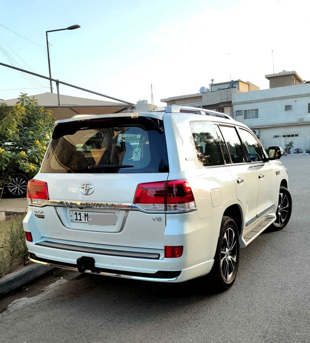 سلام عليكم .... اخوان عندي لاندكروز 2021 فطيم رقم بغداد بأسمي لون ابيض ماشيه 55 الف السياره مكفوله من الضرر والصبغ بيه فقط بارد بالجاملغ 
اخوان السياره جديده جدا جدا واي نقص كابيها وسعرها 54800$ واي استفسار هذا رقمي 0️⃣7️⃣7️⃣1️⃣7️⃣7️⃣2️⃣9️⃣2️⃣6️⃣1️⃣
مكان السياره بغداد حي القادسية 
مواصفاته::::::::::
محرك 8 سلندر 4600
سلايد 
كشنات جلد 
كشنين كهرباء 
اربع كامرات 
ايرباكات عدد 8 
دبل ماوس بغداد, العراق


**إذا كنت صاحب هذا الإعلان وتريد حذفه لأي سبب، رجاءا أرسل رسالة إلى الدعم الفني**