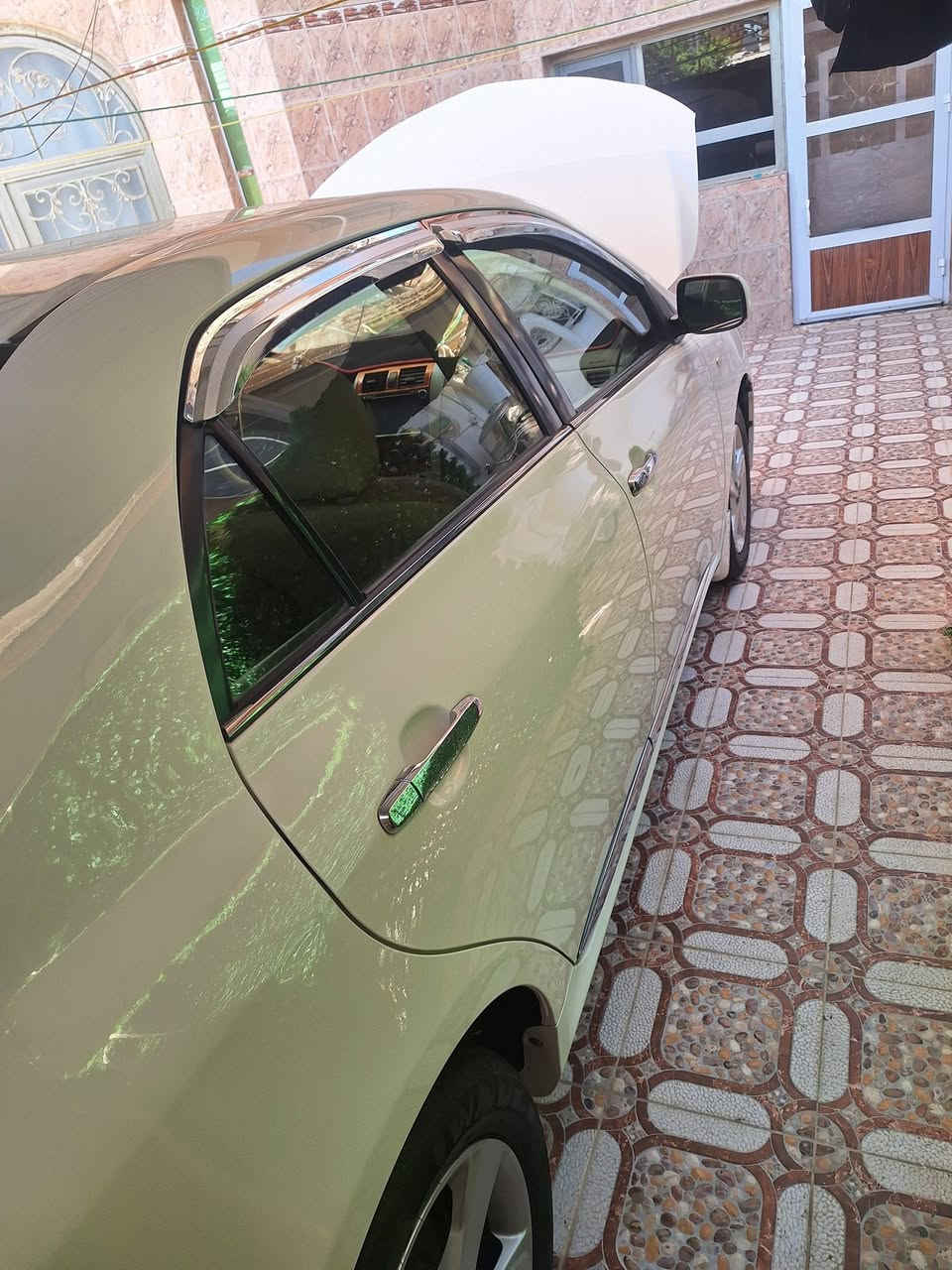 كورلا خليجي ٢٠١٣ مكينه ١٨٠٠ شمالي ترايهه من الموصل للبصره ماشيه ٢٦٦الف كم صدر امامي خلفي جديد تخم تاير سياره مال بيت نظيفه الاتصال *********** مكاني ديالى
