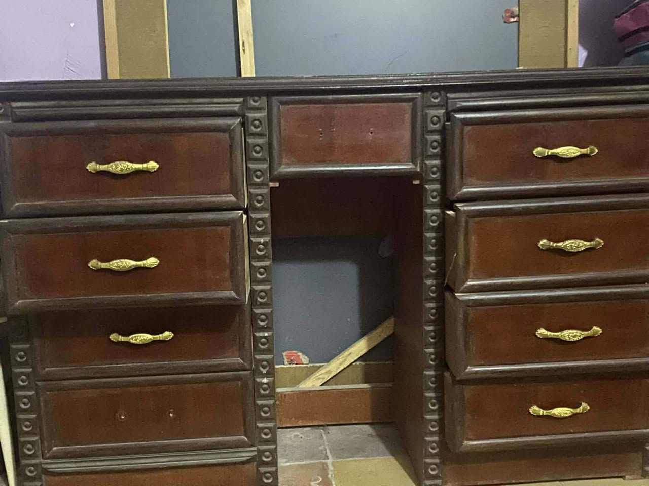 السلام عليكم ميز  تواليت خشب ثقيل للبيع


**إذا كنت صاحب هذا الإعلان وتريد حذفه لأي سبب، رجاءا أرسل رسالة إلى الدعم الفني**