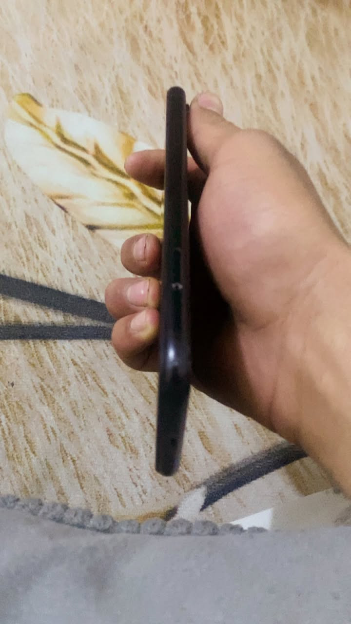 سلام عليكم اكس آر جهاز نقص بس شاشه طفت بي صوت ذكره 128 افيس ايدي شغال كله شغال نضيف حيل جيب شاشه وبل عافيه سعره 50لف مكاني بغداد العبيدي


**إذا كنت صاحب هذا الإعلان وتريد حذفه لأي سبب، رجاءا أرسل رسالة إلى الدعم الفني**