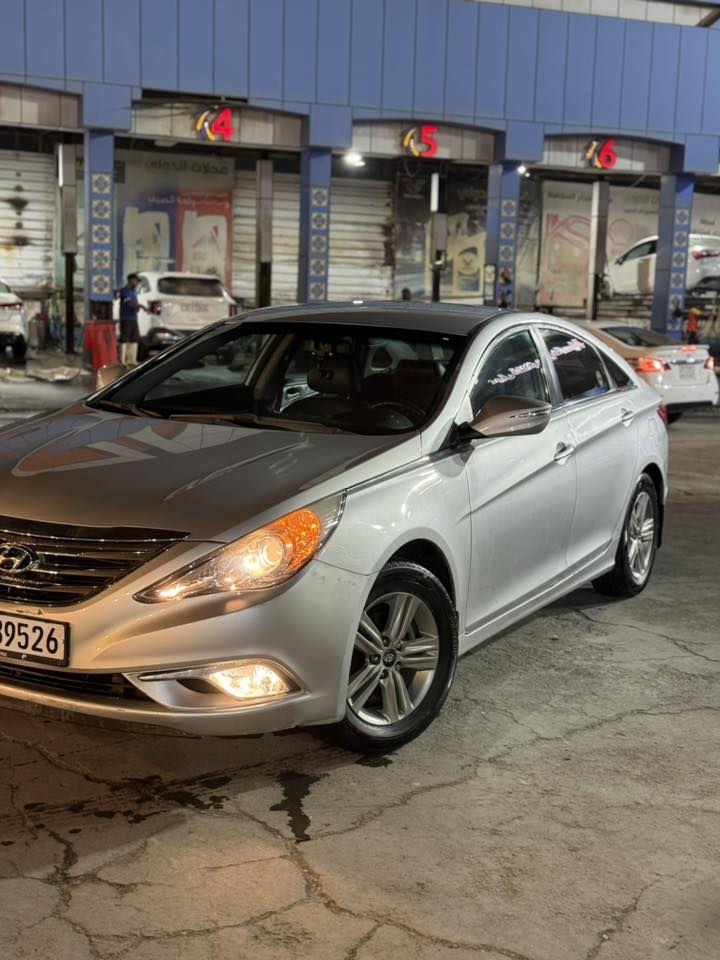 سوناتا 2014 غاز اصل خط واحد ادوات ادوات
كصه جنطه 
متومه طبق الاصل 
السياره جديدة وجاهزه 
مكينه كير تبريد تخم تاير 
مابيها اي نقص 
السعر 50 وبيها مجال 
مكاني بصرة
***********
