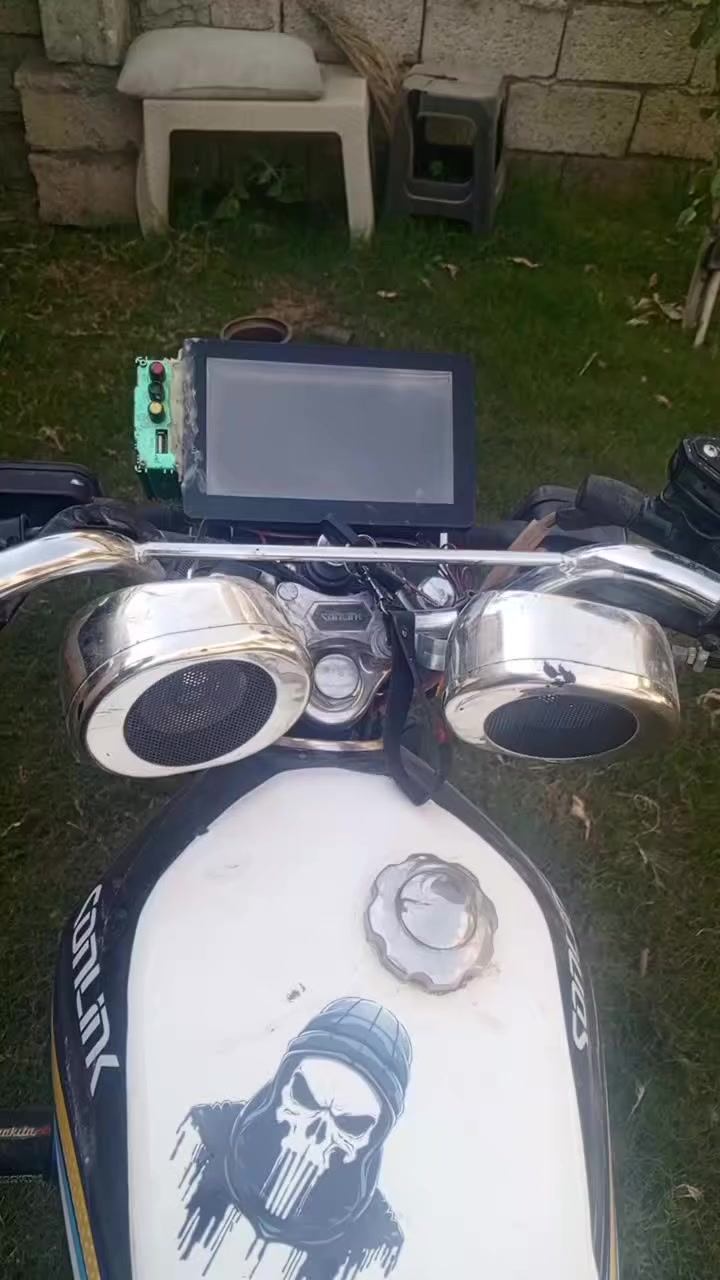 سلام عليكم دراجه البيع موديل 25 محرك شرط مامفتوح 
دراجه نضيفه 5, كير السعر 700 وبي مجال


**إذا كنت صاحب هذا الإعلان وتريد حذفه لأي سبب، رجاءا أرسل رسالة إلى الدعم الفني**