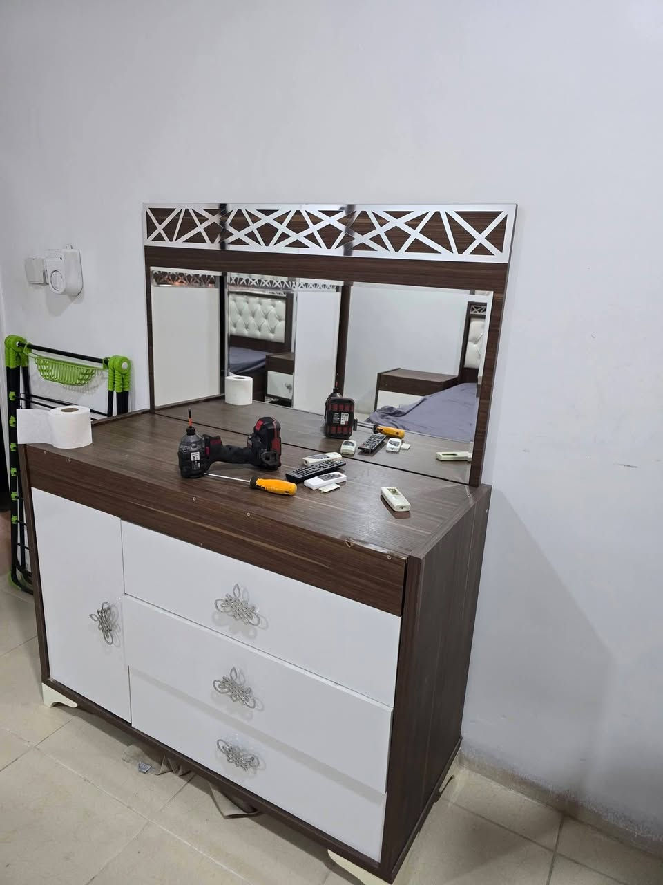 غرفه نوم للبيع ٦ قطع نضيفه كلش كلش٣٧٥ الف نهايته 
لتواصل اتفضل خاص


**إذا كنت صاحب هذا الإعلان وتريد حذفه لأي سبب، رجاءا أرسل رسالة إلى الدعم الفني**