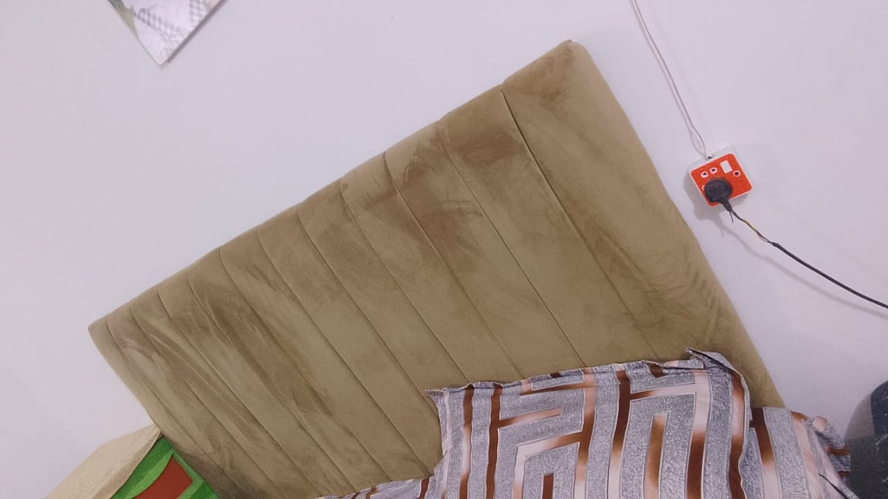 سلام عليكم تاج مال جربايه والصغيره هاي وياه للبيع سعر ٧٥ وليهن مجال شراي يجي خاص سبب البيعه أشيل من بيتي


**إذا كنت صاحب هذا الإعلان وتريد حذفه لأي سبب، رجاءا أرسل رسالة إلى الدعم الفني**
