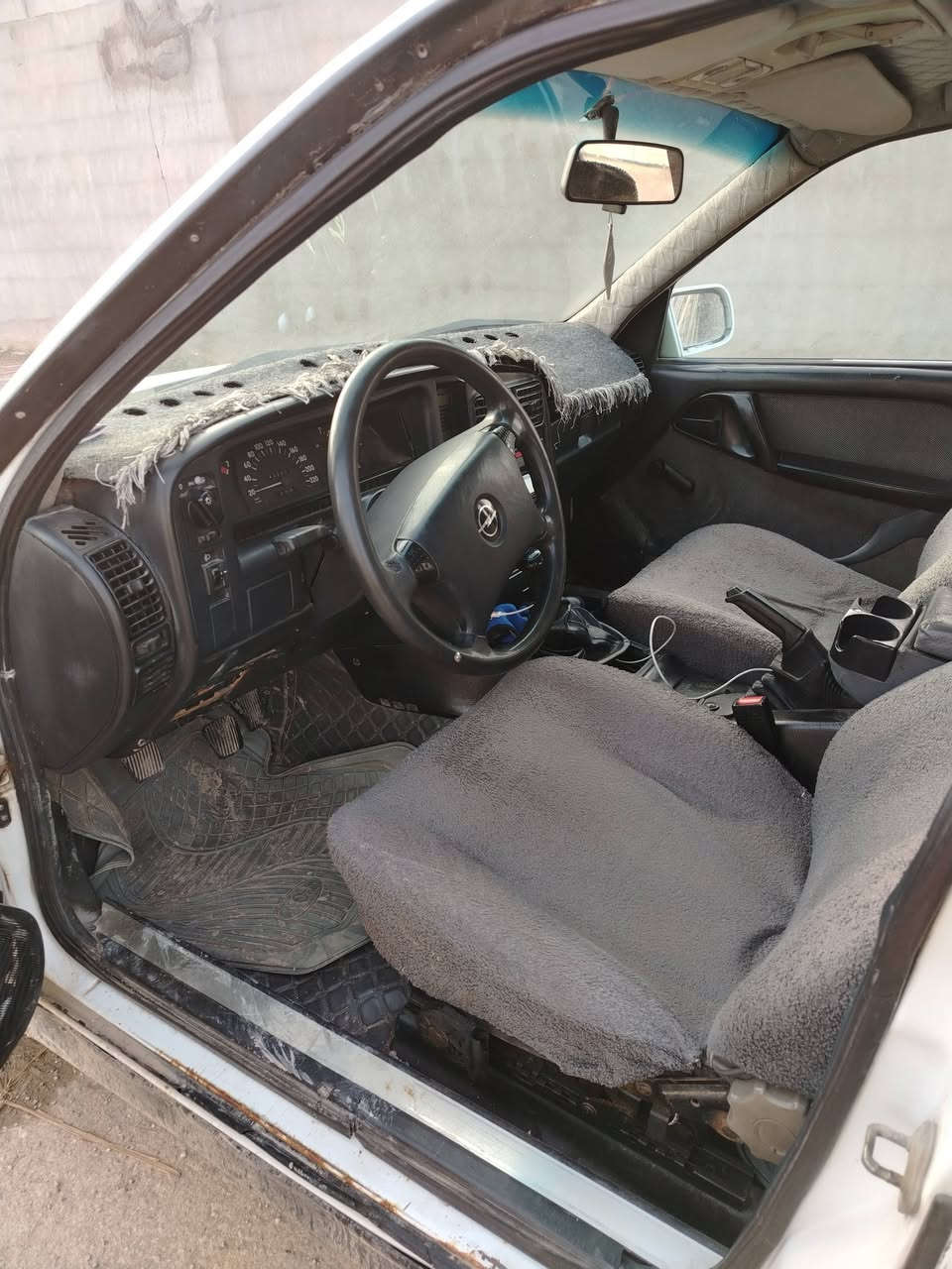 اوميكا ١٩٩٣ حجم ٢٠ أربيل رقم دولي سنويه ٢٠٣١ بسمي هزه جديده تبريد تدفئه تخم تاير صدر جديد كهربائيات كلها شغاله دوشمه مسجل  عنوان كركوك، سعر ٤٠،


**إذا كنت صاحب هذا الإعلان وتريد حذفه لأي سبب، رجاءا أرسل رسالة إلى الدعم الفني**