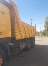 فالفو FH12/٤٢٠ • قلاب سكس ويل • موديل ٢٠٠٠