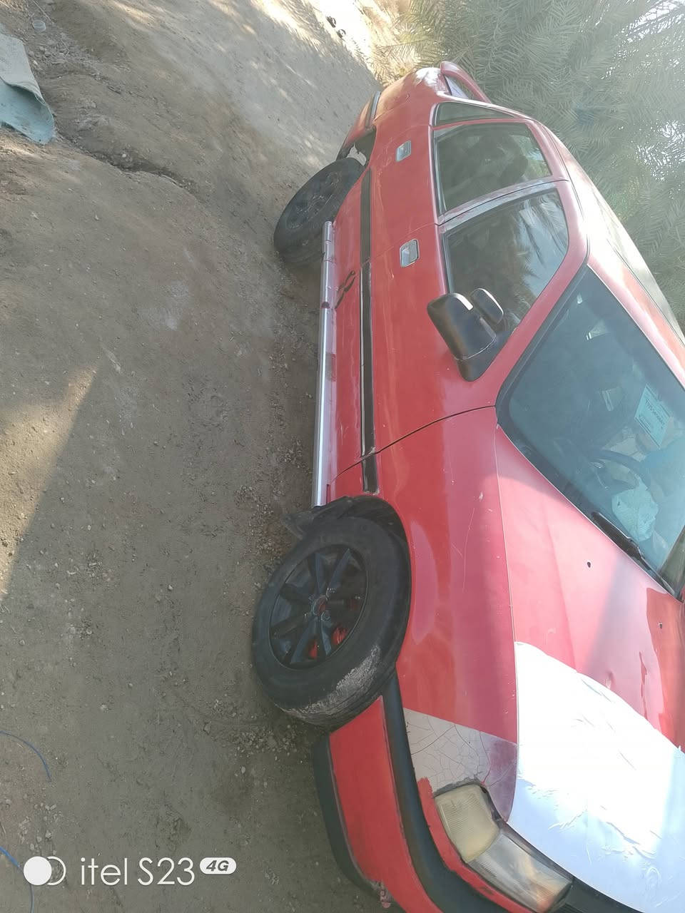 سلام عليكم ورحمة الله وبركاته سياره للبيع أو مراوس حسب القناعه اوبل فكتره موديل 92 سنويه منتهيه من 2018 راعيه موجود يحول ثاني يوم اتصل وبيك خير وتدلل هذا رقمي ***********
