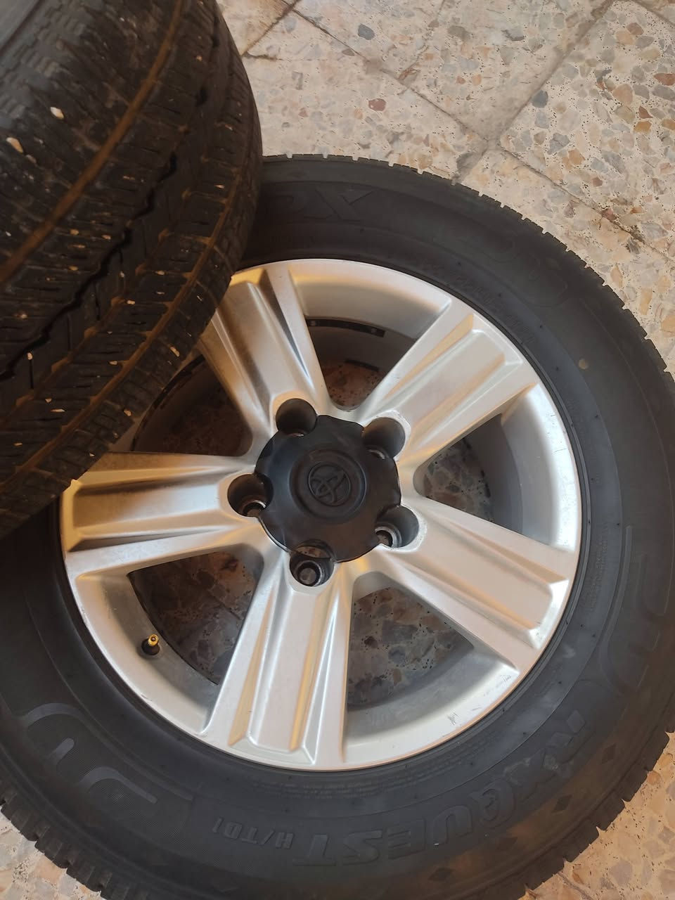 للبيع ويل قياس 17 الطالع تخم تاير جديد 
***********.      النجف الاشرف
