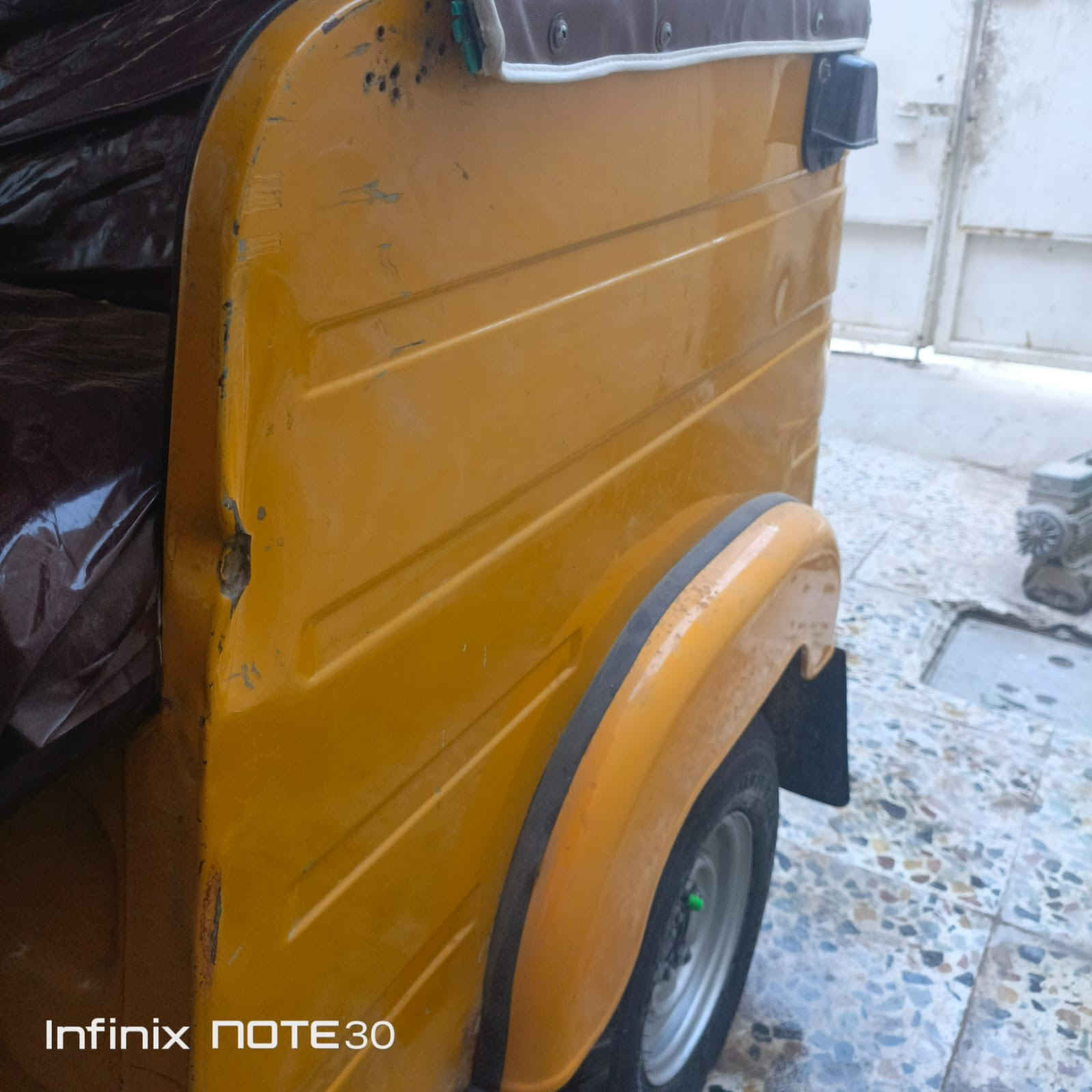 السلام عليكم ورحمة الله وبركاته للبيع تكتك موديل ١٩ رقم بغدادمكينه خير من الله ترايهه يخبل تخم ناير بيهه قطع صبغ احلى من الصور لان حتى ما غاسلينه السعر ٦ مليون وبيهه مجال بسيط حك الجيه تكتك مال عيشه كبل لشارع للاستفسار التصال ***********
