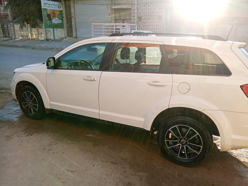 السلام عليكم دوج جورني 2018 نظيفة جداً جاهزه من كلشي حادث جاملغ وبنيد بدون دواخل رقم بغداد مكانها بالحله للاستفسار ‭0773 503 9741‬ سعر 135 وبيها مجال
