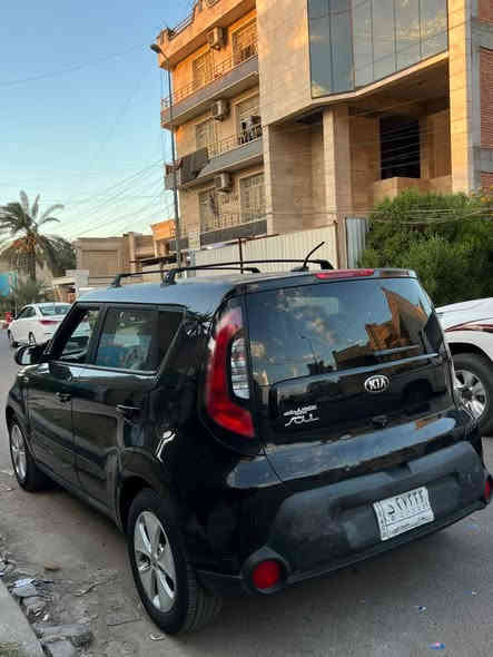 السلام عليكم صول 2015 رقم بغداد ماشيه 60 mi 
السعر ( 98$) مكانها بغداد ***********
محرك 1600 مكفول هوه والكير تبريد ثلج تدفئه شغاله كأمره خلفيه تحكمات ستيرن سياره بدون نقص الشراي يتصل
