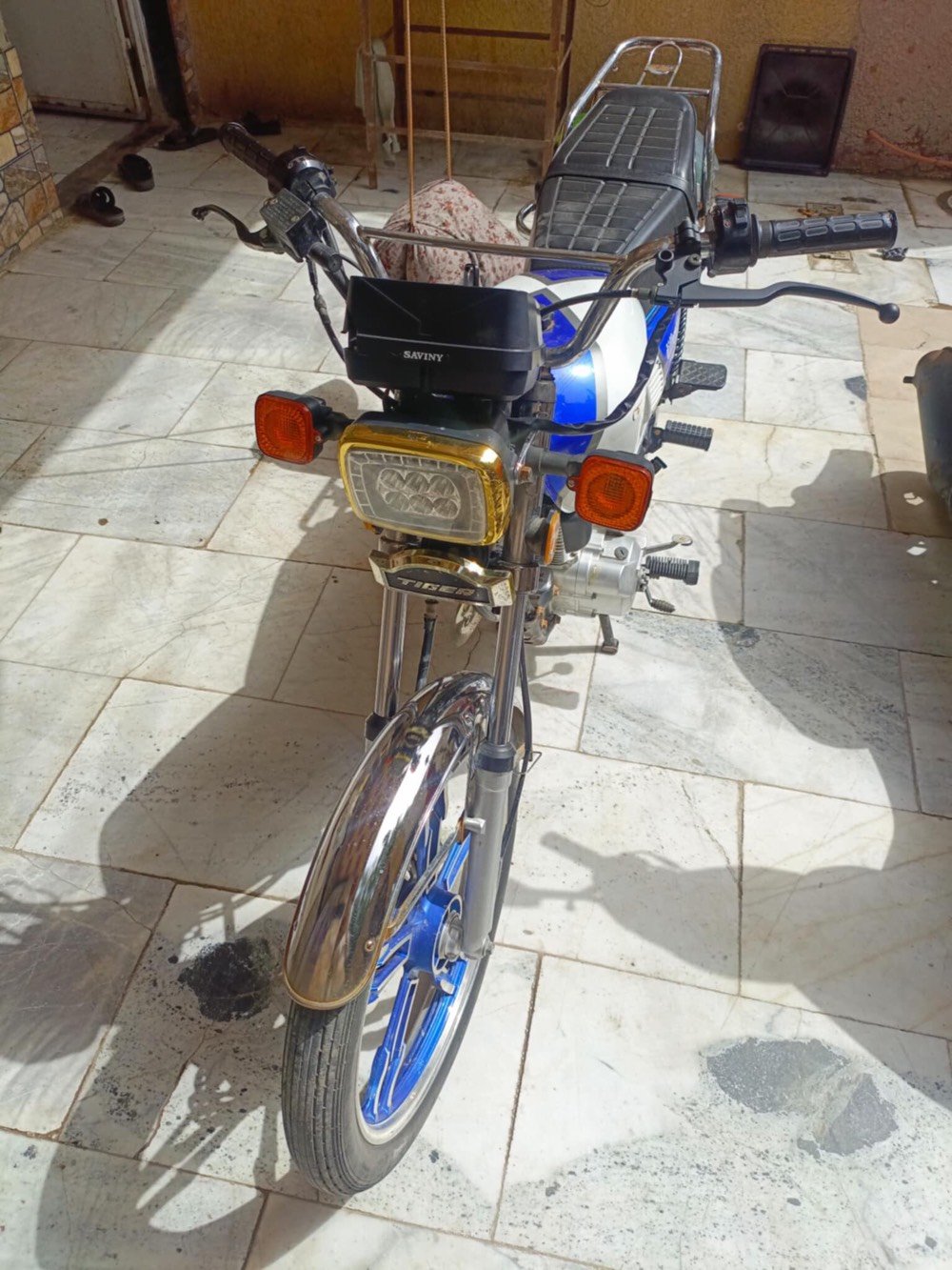 السلام عليكم دراجة تايكر 5 كير للبيع مديل 2021مكفولة كفالة عامة كهربائيات سلف هندر اشاير عالي ناصي هورن كلة شغال مكينة مقفولة اوراق موجودة لسعر 500 وبيهة مجال بسيط مكاني بغداد فلكت حي لنصر
