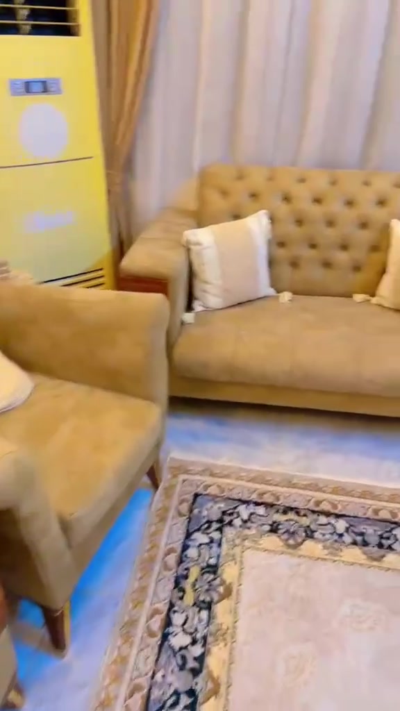 تخم عراقي 10مقاعد جديد نظافته فول
سعره ب 600وبي مجال
مكان بغداد الكاظميه


**إذا كنت صاحب هذا الإعلان وتريد حذفه لأي سبب، رجاءا أرسل رسالة إلى الدعم الفني**