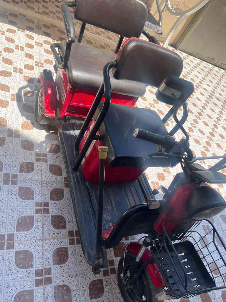 دراجه شحن للبيع 5بطاريات بحاله جيده الاستفسار الاتصال ***********
