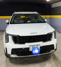 سورنتو موديل 2025 مكفوله كفاله عامه  السياره ماشيه 37 الف  فول عده الق...