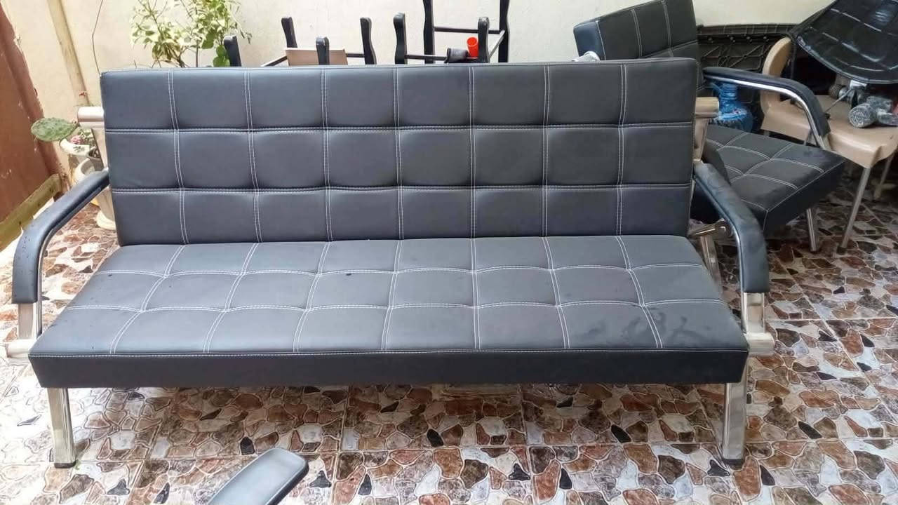 طخم جلَد مكتبي
3قطع 5 مقعد
جديد شهر مستعمل
سعرة 250
والدوار 35


**إذا كنت صاحب هذا الإعلان وتريد حذفه لأي سبب، رجاءا أرسل رسالة إلى الدعم الفني**