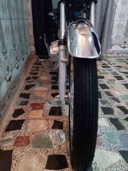 السلام عليكم دراجه للبيع
٤كير نامه وكيل 2025 أوراق موجوده
السعر ٧٥٠ وبيه مجال قليل 
مكاني البياع الشرطة الخامسه رقم الهاتف ***********
