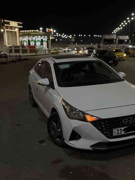 السلام وعليكم 
للبيع اكسنت ٢٠٢١ خليجي كفاله 
 ماعده بارد قليل بلباب الخلفي فقط …. 
ممشى جداً قليل مال زيرو 
فول مواصفات معروفه 
فتحه 
شاشه 
كاربلاي 
تبريد قطعتين 
رقم بغداد الجديد انكليزي 
هزه جديده 
تحويل ثاني يوم 
سياره جديده بمعنى الكلمه مابيها اي نقص 
مكان السياره بغداد الدوره 
السعر ١٤٠ وبيها مجال بسيط جداً والسوك كلشي بي
للاستفسار اتصل او واتساب ماعندي ماسنجر ممتواجد بلفيس 
***********
