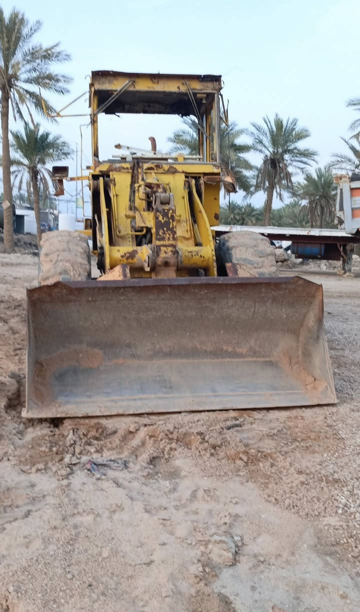 سلام عليكم
شفل كوماتسو حجم 60 محرك مالت 70 عادي
 وكير مالت 70مديل 1993 للاستفسار 

‏‪***********‬‏
‏‪***********‬‏
