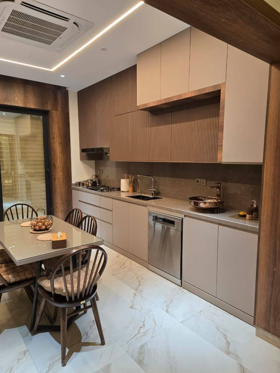 جانب من اعمالنا تجهيز وتركيب مطابخ  كوارتز في مدينة الموصل

يا الله 
معمل الكنز للاحجار وللمطابخ الحديثة .

مستعدون لتجهيزكم بسطوح مرمر الكوارتز  💯 
- مقاوم للخدش ⭐
- مقاوم للحرارة 💥
- عمل درجة اولى💯
- صحي ضد البكتيريا والفطريات ✅
- اسعار تنافسية 🔥💯

‼️نعلن عن عروض خاااااصه وتنافسيه لأصحاب معامل تجهيز المطابخ‼️ 

للأستفسار مراسلة الصفحة 
او الاتصال واتساب  
***********‬
***********

العنوان /العراق - موصل/  صناعة الكرامه - شارع 60

#موديلات #مطابخ #سنكات #كوارتس #نوعيات #ألوان #صناعة #تغليف #مرمر #كرانيت #حجرطبيعي #معمل #نوعيات #شركة #متوفر #حجر #الكنز #كنز #كاونترات #خشب #mdf #كوارتز #مطبخ #مطابخ #كوارتز #احواض #سنك #موصل #نينوى #الشمال #الواح #صناعة #خشب #بالونة #عين #كوارتس #العراق #مجمع #الشروق
