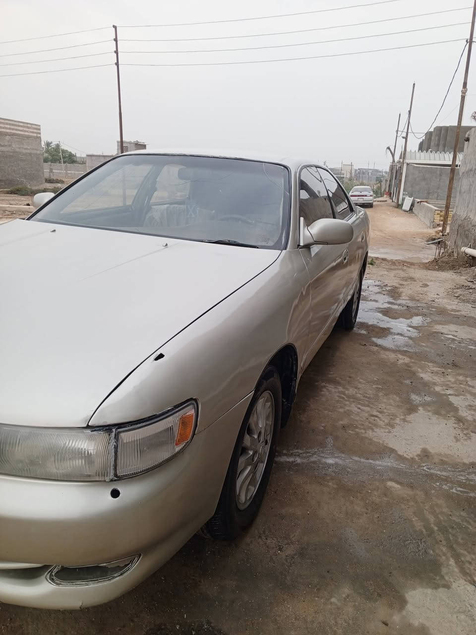 سلام عليكم سياره شيزر نفخ مكصوص جنطه مكفوله من كصه الثانيه والنقل الجثة مكينه وكير فيفتي جدد حداديه خير من الله سنويه لل ٢٨ تخم تاير سعرها ٣٧ وبيه مجال مكاني بصره قضاء المدينه رقمي ***********
