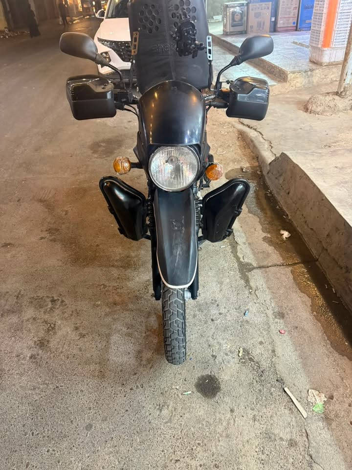 دراجه مكففوله اورقها كامله دراجه ما مفتوحه كهربايات كله شغاله الفين 23 السعر 1200وبيه ومجال ***********
