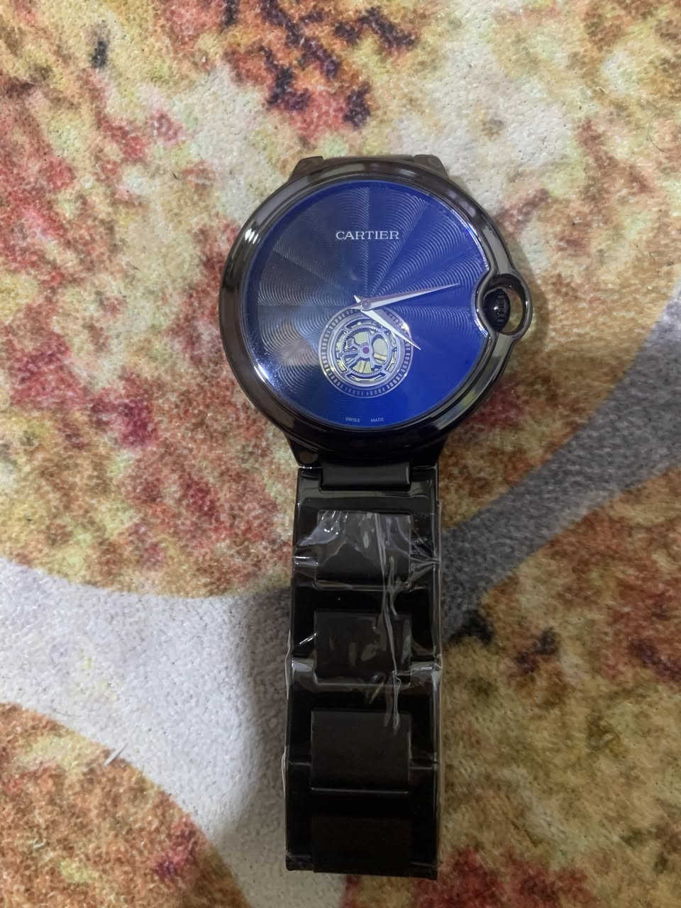 ساعات حلوة تاك هيور مان يونايتد 
وقطعة كارتير ثكال


**إذا كنت صاحب هذا الإعلان وتريد حذفه لأي سبب، رجاءا أرسل رسالة إلى الدعم الفني**