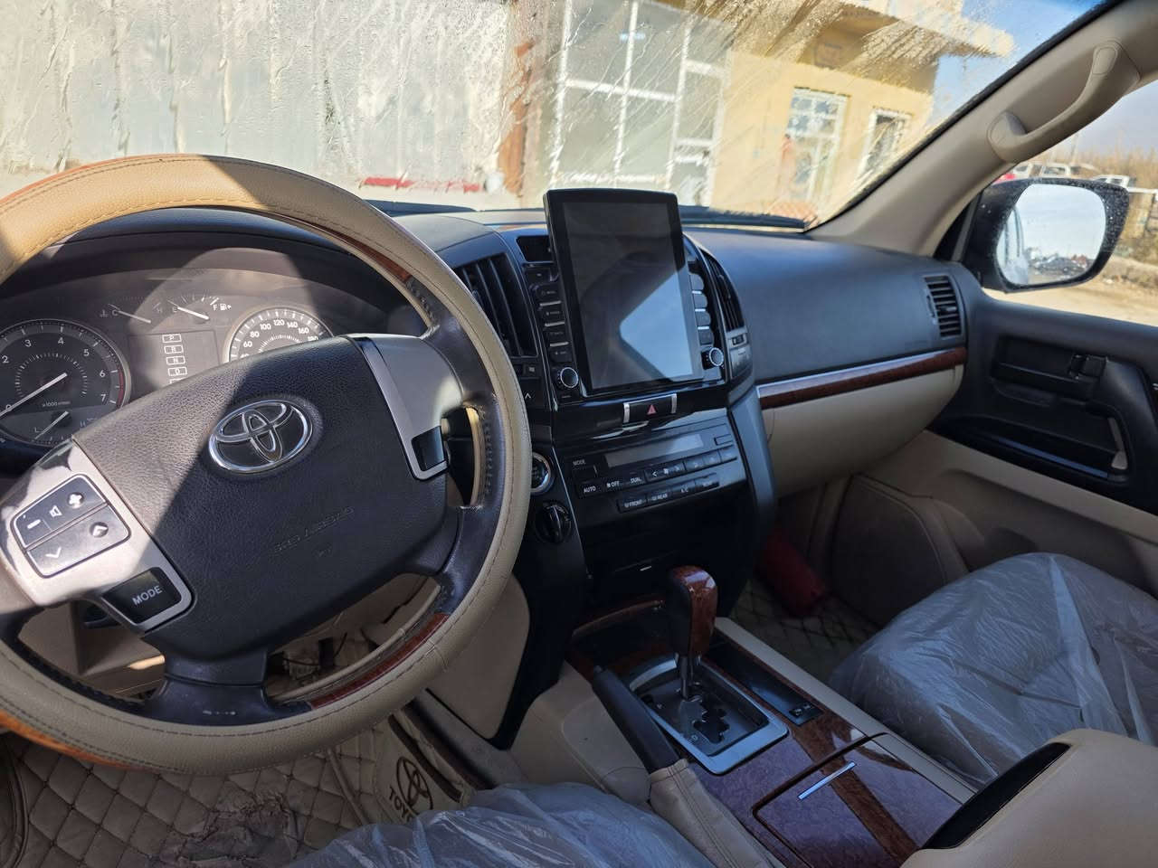 السلام عليكم لاندكروز ٢٠١٤ بغداد بريم سته سرندر محرك كير صدر مامتوحات بيهه صبقات موضحات بلمنشور العنوان ذي قار الرفاعي *********** و*********** السعر ٣١٠ وبهه مجال حك الجيه تراي كارتون
