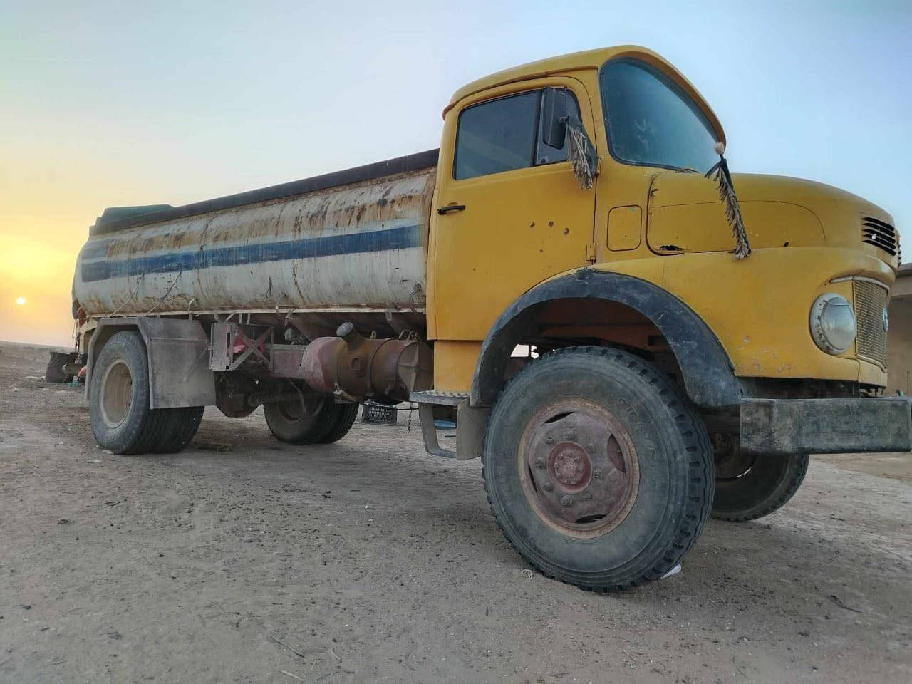 السلام عليكم ابو ردين للبيع مديل 86محرك كير شاصي شرط 📍الشرقاط تلول الباج
@


**إذا كنت صاحب هذا الإعلان وتريد حذفه لأي سبب، رجاءا أرسل رسالة إلى الدعم الفني**