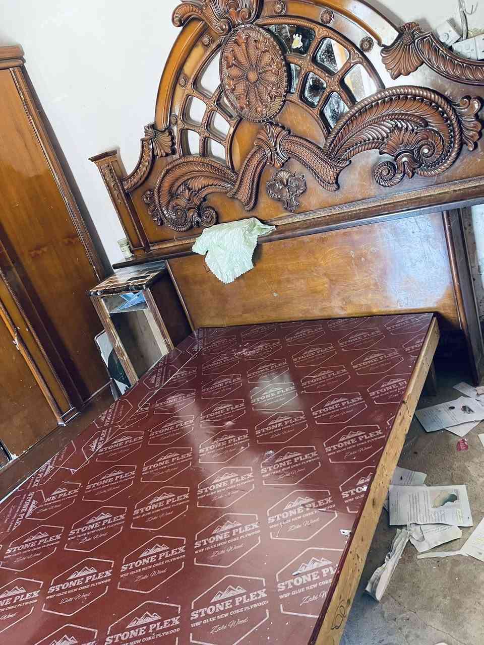 السلام عليكم اخوان غرفه مستعمله سعرهه مناسب  كنتور ٣ متر وزاويه وجربايه خشب معاكس ومرايه والميوزه هم وياهن بس يرادلهن شغل وترتيب مكانها سوك الشيوخ سعرها ٣٠٠ الف وبيها مجال بسيط سعر قفص مال طيور 😅 للعلم الغرفه فتحته قبل اشهر وانتركت حاليا مفتوحه ومصفطه بالبيت بس بيها تراب تفيدك هلا بيك ما تفيدك تولي الخاص مفتوح مال فقره


**إذا كنت صاحب هذا الإعلان وتريد حذفه لأي سبب، رجاءا أرسل رسالة إلى الدعم الفني**