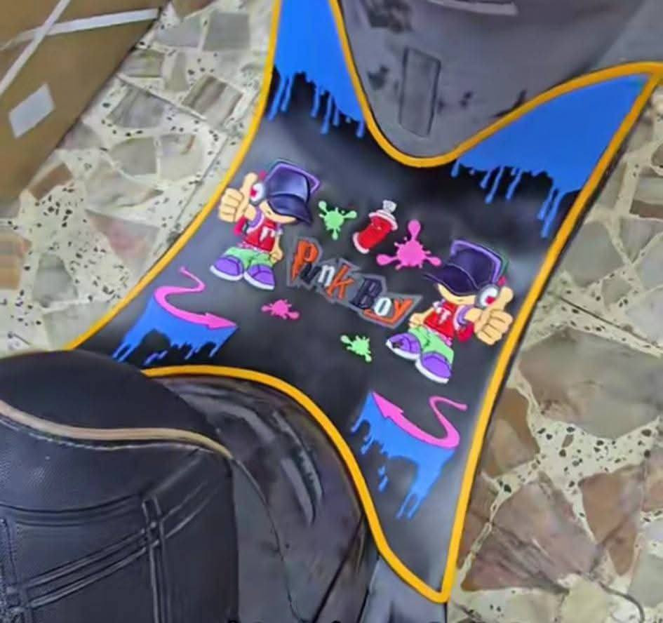 (سلام عليكم) غراض ماكس شرط النظافه 
كاعية ماكس 3D اصليه ب10وبي مجال
كلج خلفي ماكس كامل نظيف 15وبي مجال
واقية كزوز ماكس اصليه تفصيخ ملحه 20وبي مجال
(المكان) البصره ابو الخصيب


**إذا كنت صاحب هذا الإعلان وتريد حذفه لأي سبب، رجاءا أرسل رسالة إلى الدعم الفني**