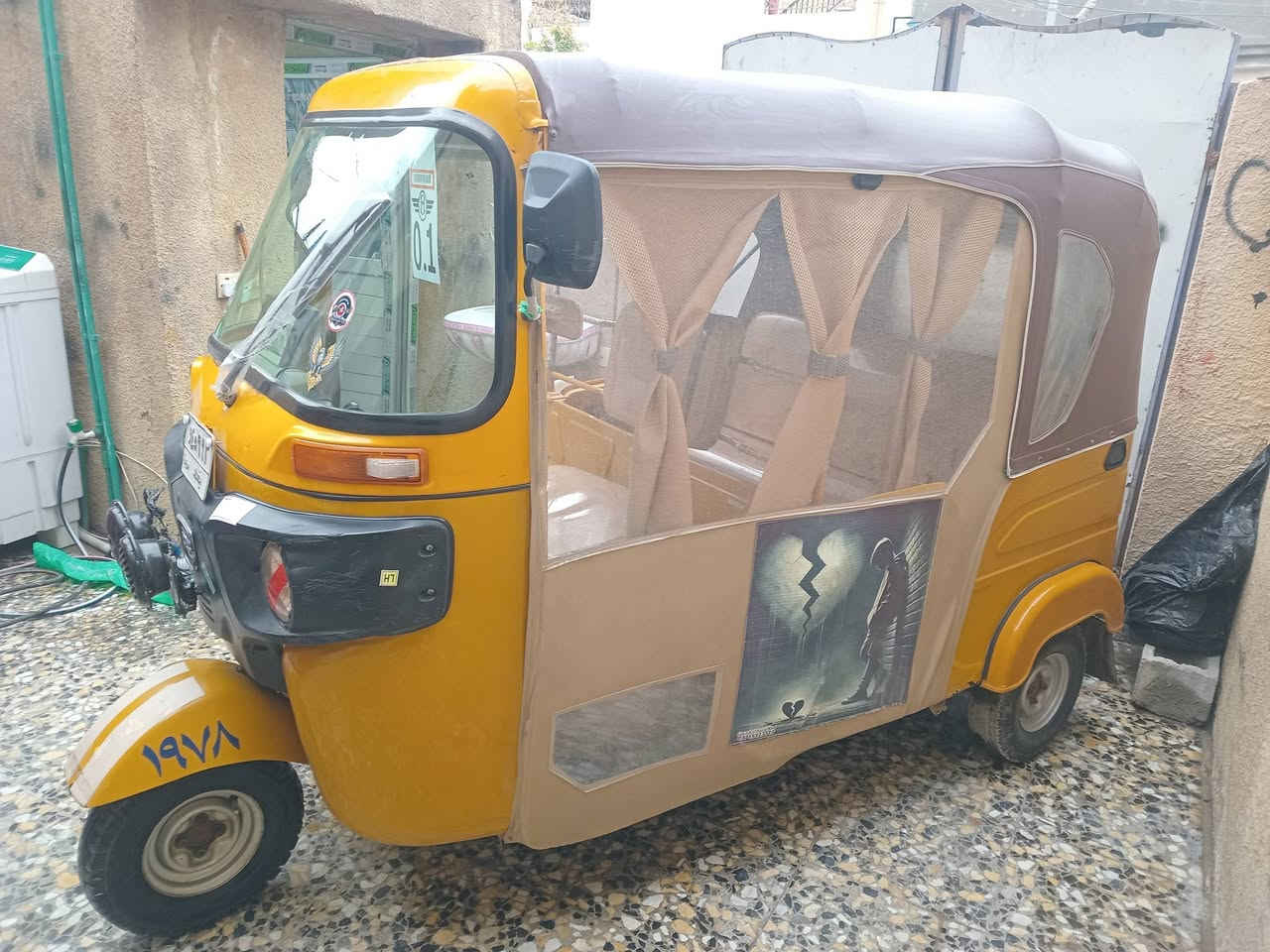 تكتك ٢١ شهر ٧ رقم وسنويه للبيع تكتك حلوه مكينه ناعمه مانقصه شي جاهزه مكاني بغداد الكماليه الشراي يتصل ***********
