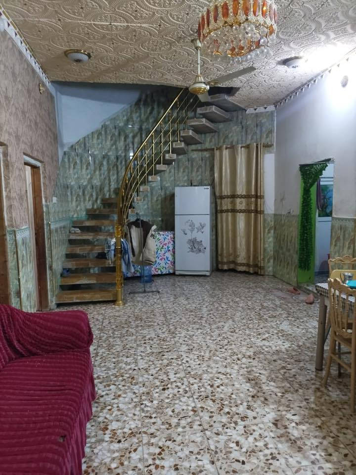 بيت للبيع مساحته ٢٣٧
الاستفسار ***********شارع سيد كريم
