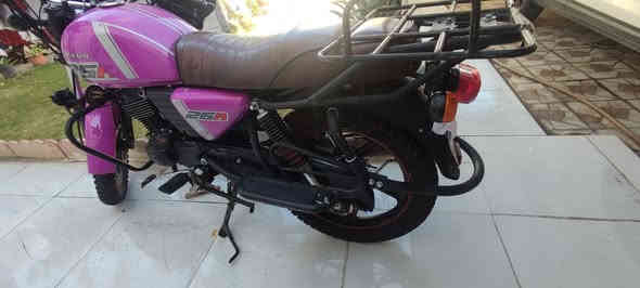 دايوان للبيع 
الدراجة مرقمة وباسمي تحويل ثاني يوم 
الموديل 2023 وطالعه 2024 
الدراجة خير من الله ما ناقصها شي وعليها زوج تايرات جديد جوبلس مانع انزلاق براحتك تمشي بل مطر 
السعر (مليونين و100) 
مكاني كركوك 
الرقم ***********
